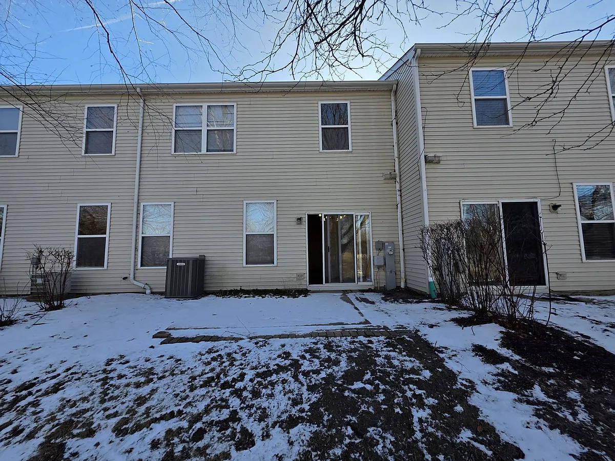 Building Photo - 3996AURORA Blackstone Dr