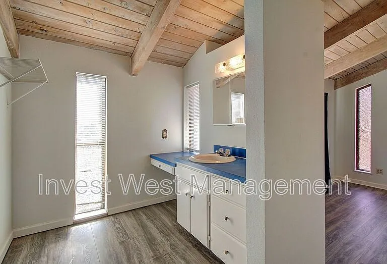 16103 NE 33rd Ave — Photo 20
