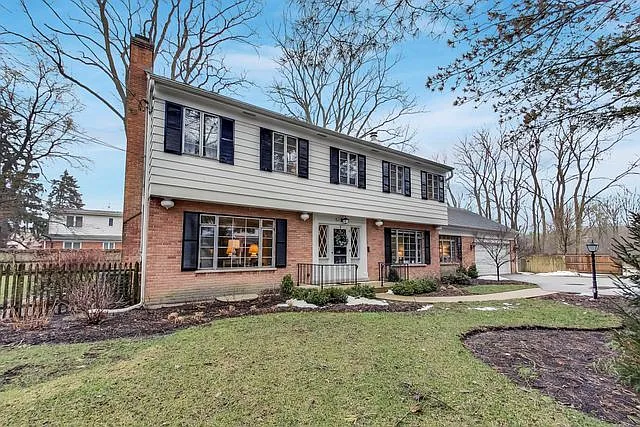255 Hibbard Rd photo 1
