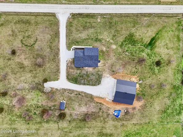 172 Camp Branch Trl, Taylorsville, KY 40071