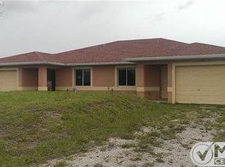 1136 Gordon Ave S, Lehigh Acres, FL 33973