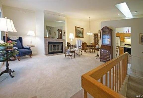 5th image of 38840 Country Cir #1