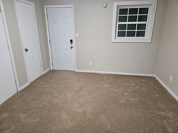 4th image of 11 H St SE #8