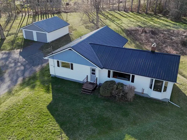 945 Pictou Rd E, Colchester, NS B6L 2N1