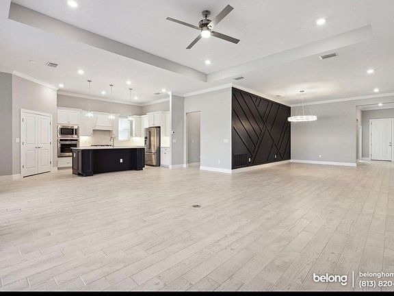 2nd image of 3849 Maple Bay Ln