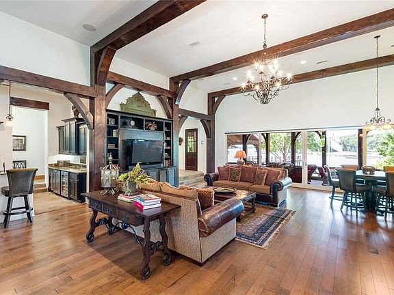 4th image of 6097 Auburn Lane