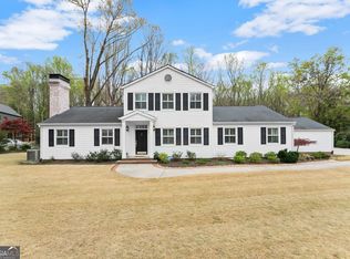 669 Dixon Dr, Gainesville, GA 30501