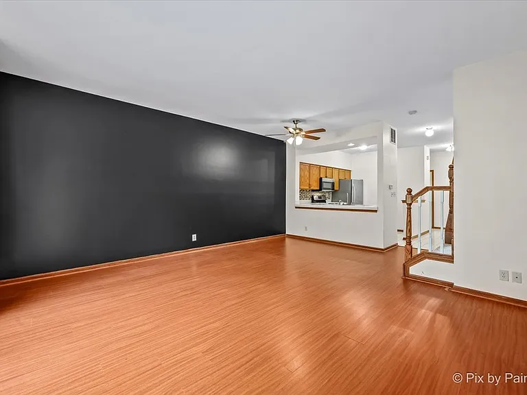 1462 Division Ct — Photo 7