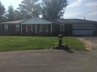 163 Bourbon Acres Rd, Paris, KY 40361