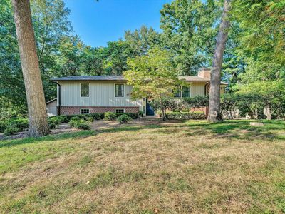 5217 Lipps Rd, Roanoke, VA, 24018