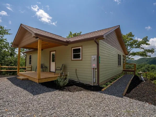 440 Marble Mountain Rd, Marble, NC 28905