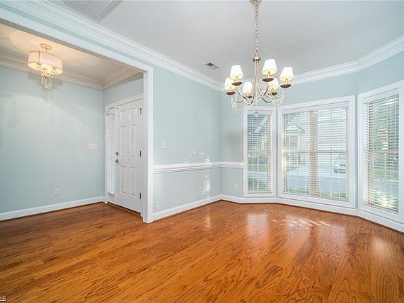 5th image of 204 Jordan Ridge Way