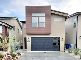 2326 E Capone Ln, Saint George, UT 84790