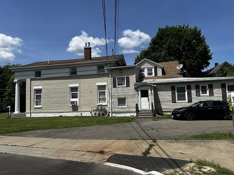 28 Frederick St #5 — Photo 10