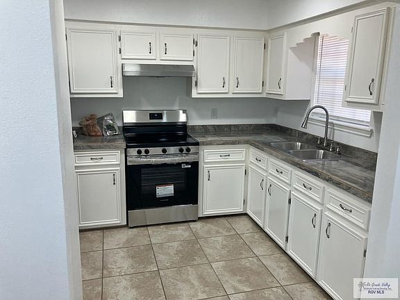 4th image of 6846 Greystone Dr APT A
