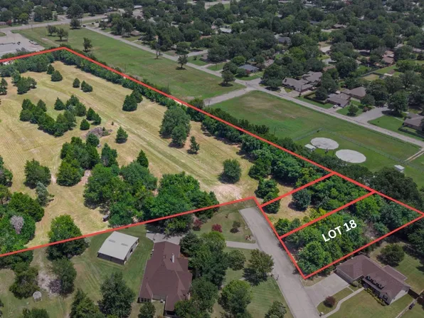 18 Deer Trl, Commerce, TX 75428