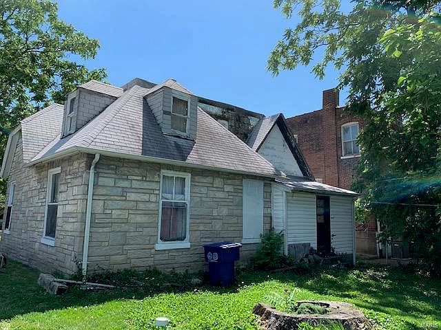 2nd image of 7201 Southwest Ave