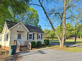 502 W North First St, Seneca, SC 29672