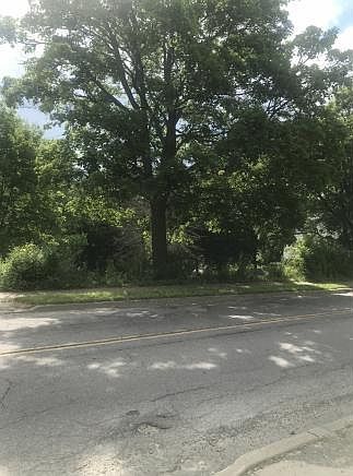 2nd image of 62 Burr Ave