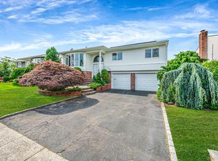 3429 Courtney Pl, Baldwin, NY 11510