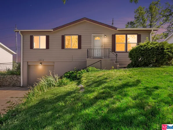 14041 Weir St, Omaha, NE 68137