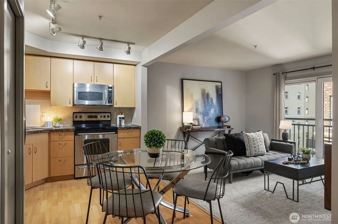 1 bed, 600 sqft, $1,995 — Photo 4