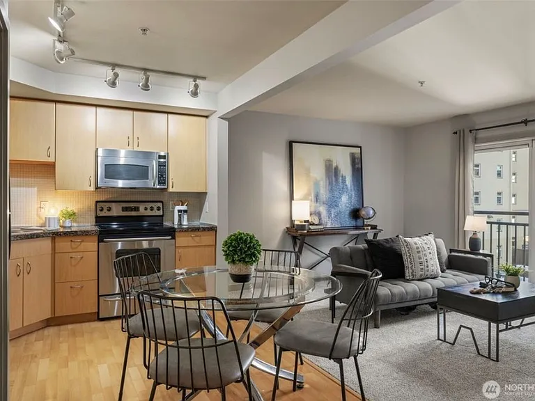 103 Bellevue Ave E #302A — Photo 4
