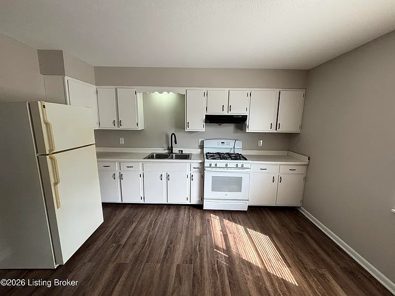 2632 Lindsay Ave #C4 — Photo 7
