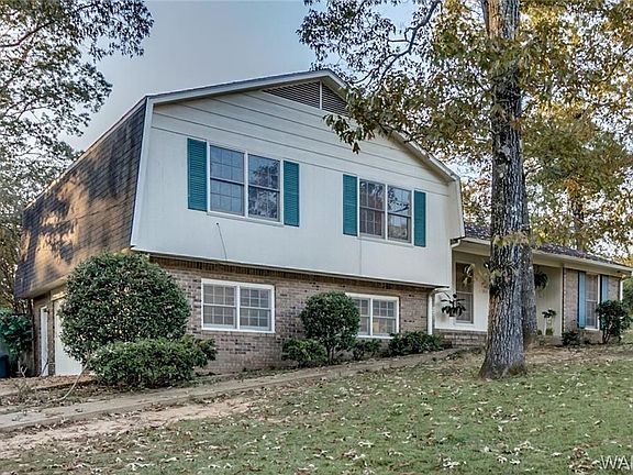 2nd image of 2947 Green Grove Ln NE