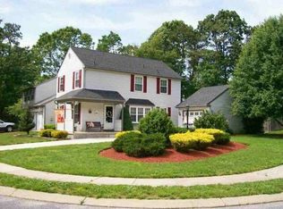 5 Hunters Ct, Atco, NJ 08004
