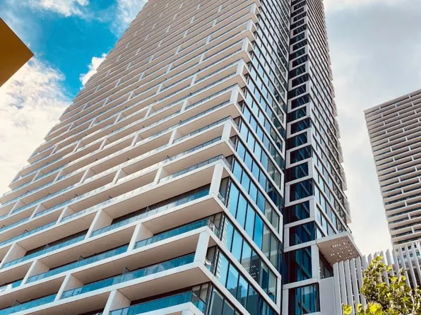 5 Buttermill Ave, Vaughan, ON