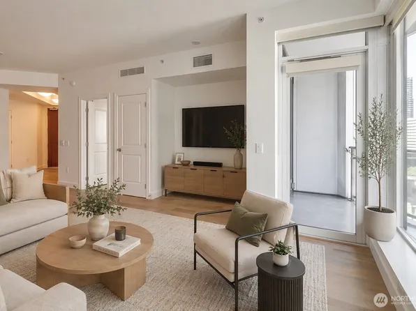 1920 4th Avenue #810, Seattle, WA 98101