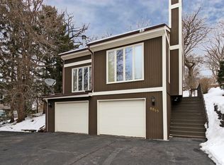 8819 Gardner Rd, Fox River Grove, IL 60021