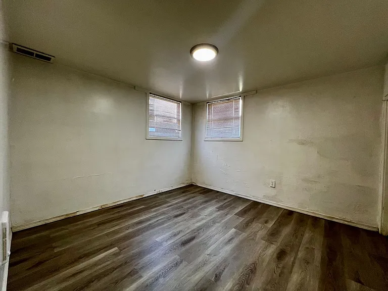 706 S 5th Ave — Photo 13