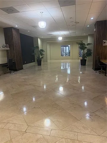 1 bed, 1.0 bath, 850 sqft, $1,950 — Photo 2