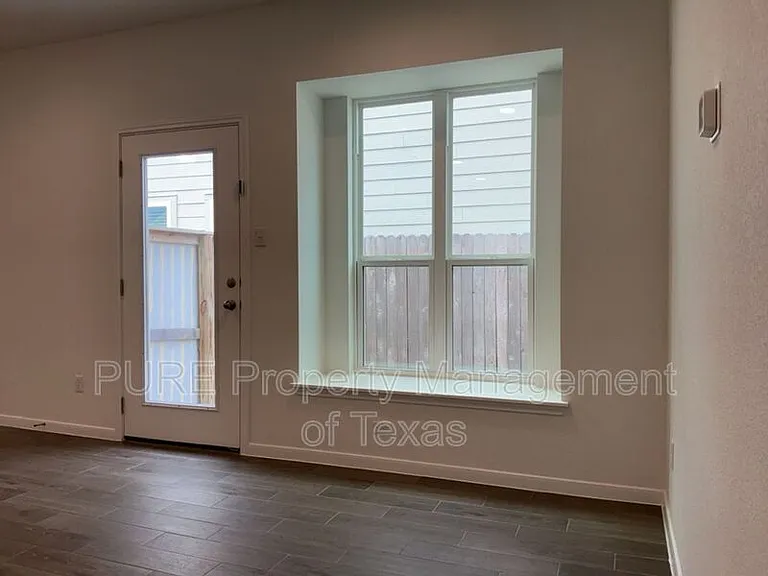 17901 Giglio Way — Photo 7