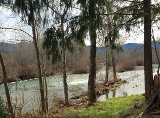 5707 Rockydale Rd, Cave Junction, OR 97523