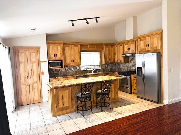 5th image of 9293 Briarberry Ln