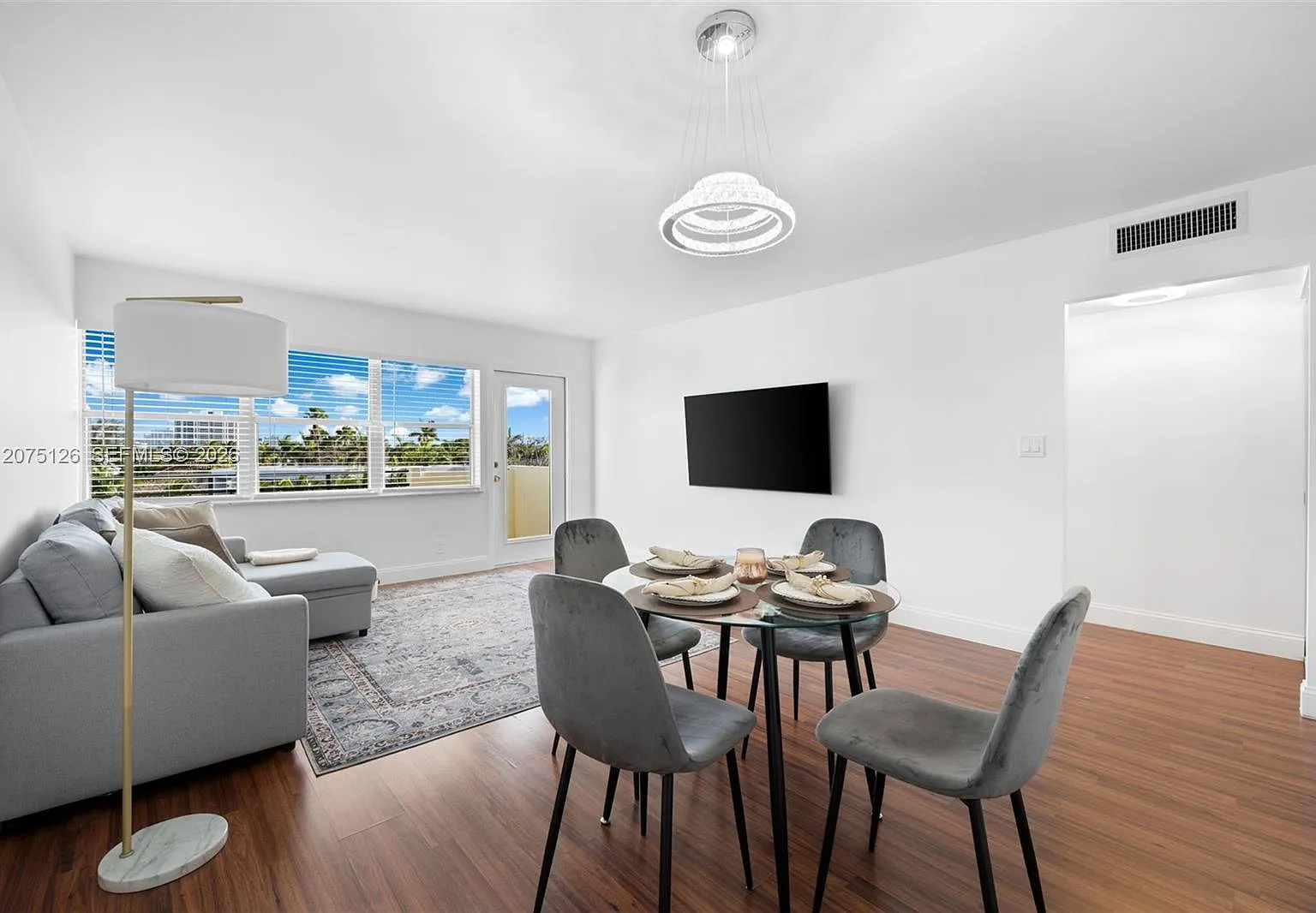 Ocean View Towers Condo — Photo 1