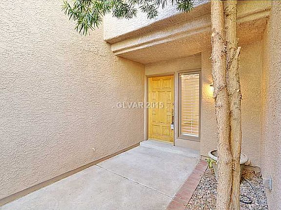 5th image of 5111 Breakers Ln