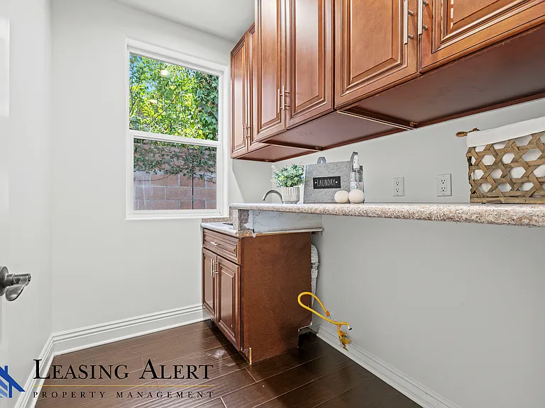 5012 Gerald Ave — Photo 68