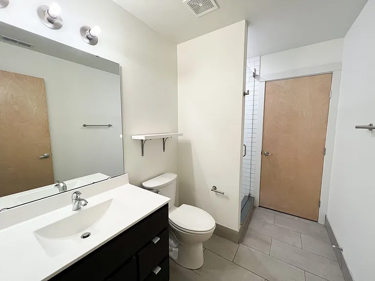 1208 Main St — Photo 7