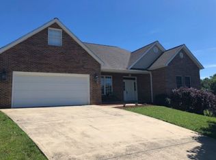 4 Hannah Ct, Johnson City, TN 37615
