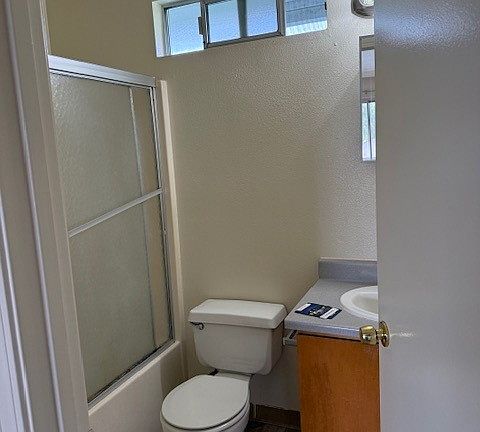 2nd image of 1200 Haven Ln #4