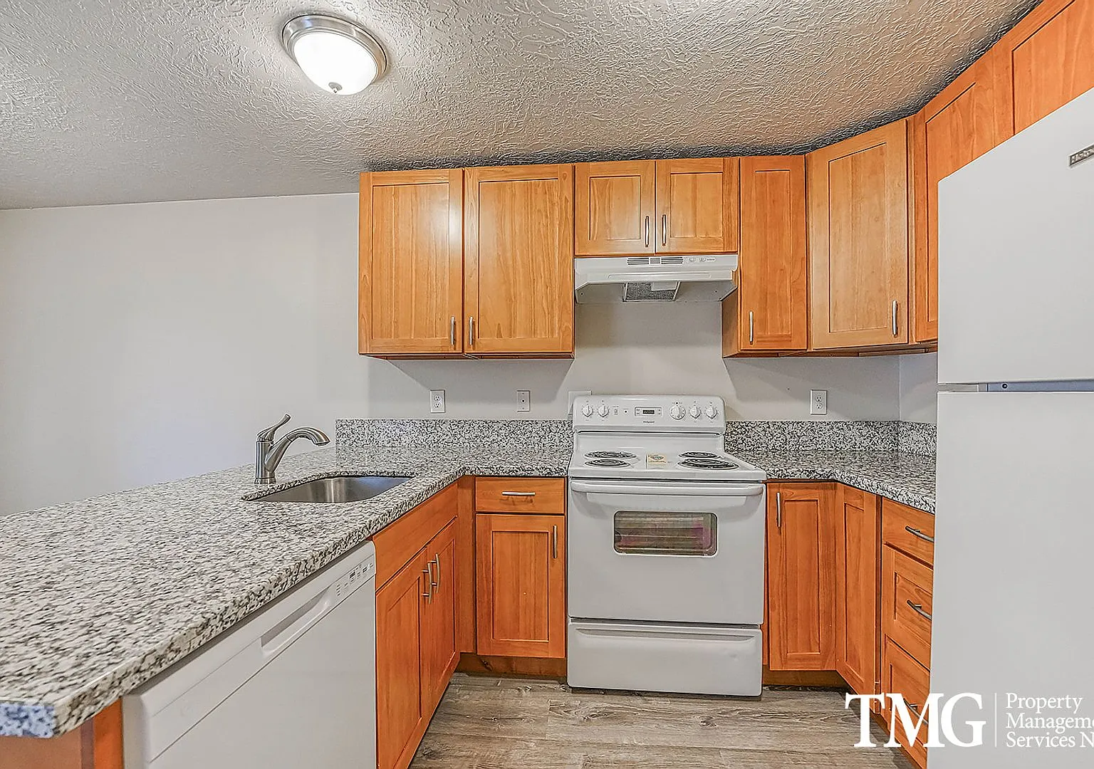 Cherry Park Apartments — Photo 2