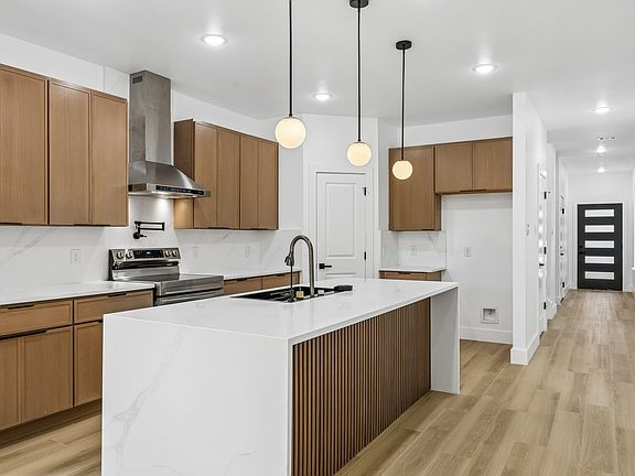 3rd image of 2402 Dyson St
