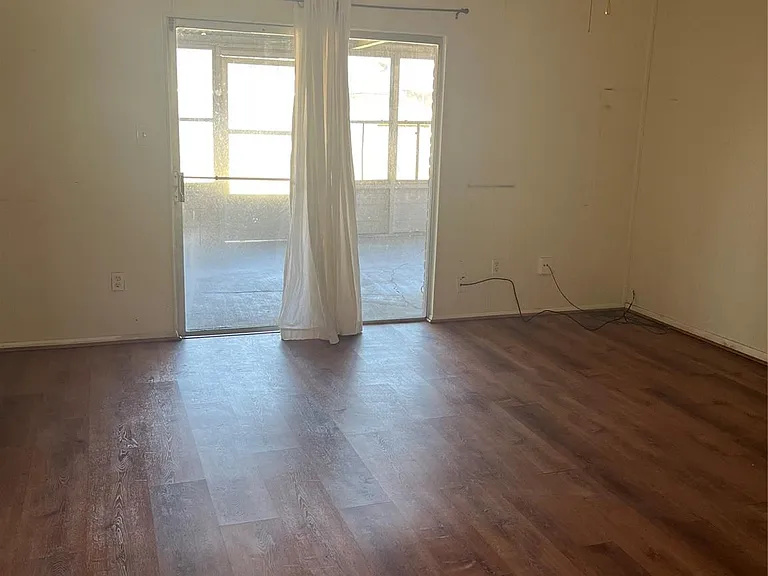 10822 Langdon Ln — Photo 13