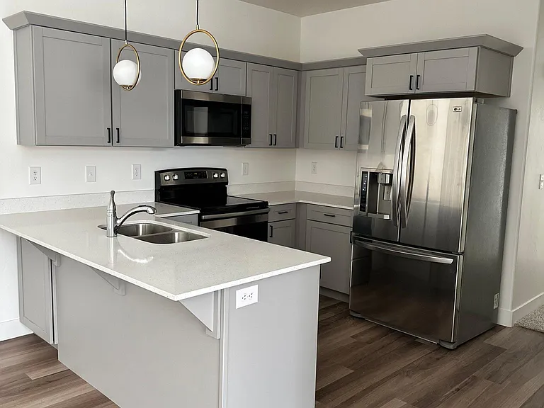 1424 N 3830 W #302 — Photo 2