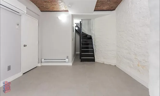 Rented by REAL New York | media 14