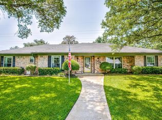 4336 Winding Way, Benbrook, TX 76126